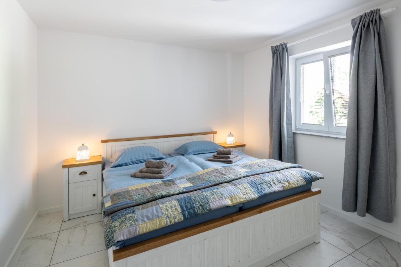 Aparthouse Jana Breg Zirovnica 外观 照片