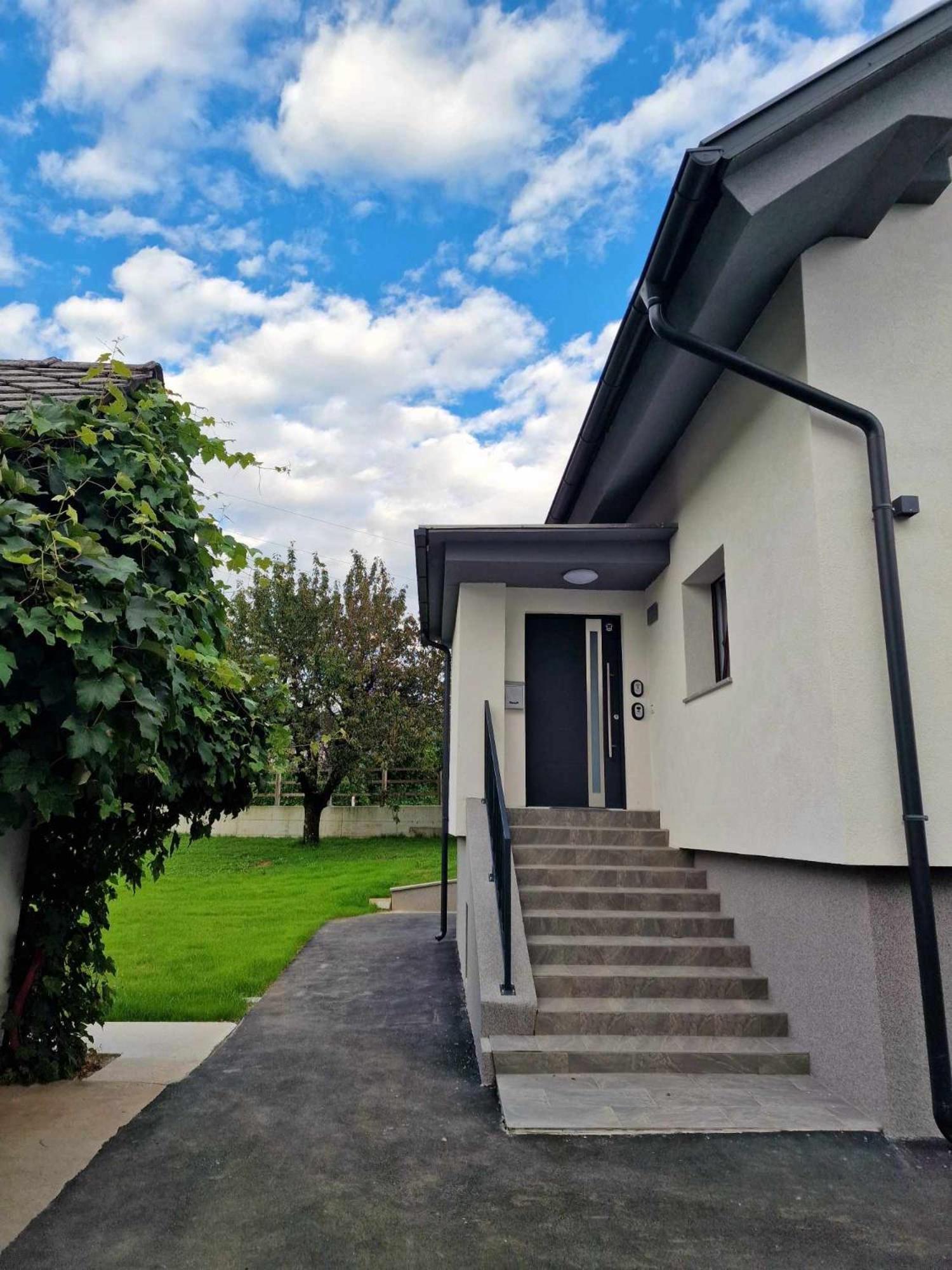 Aparthouse Jana Breg Zirovnica 外观 照片